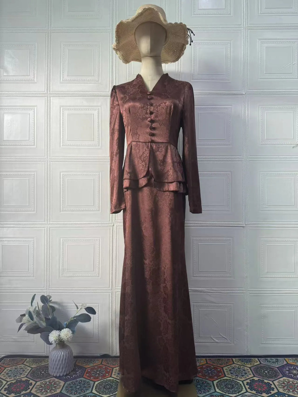 Dark brown artistic retro long sleeve dress with plant pattern and fake two-piece design.