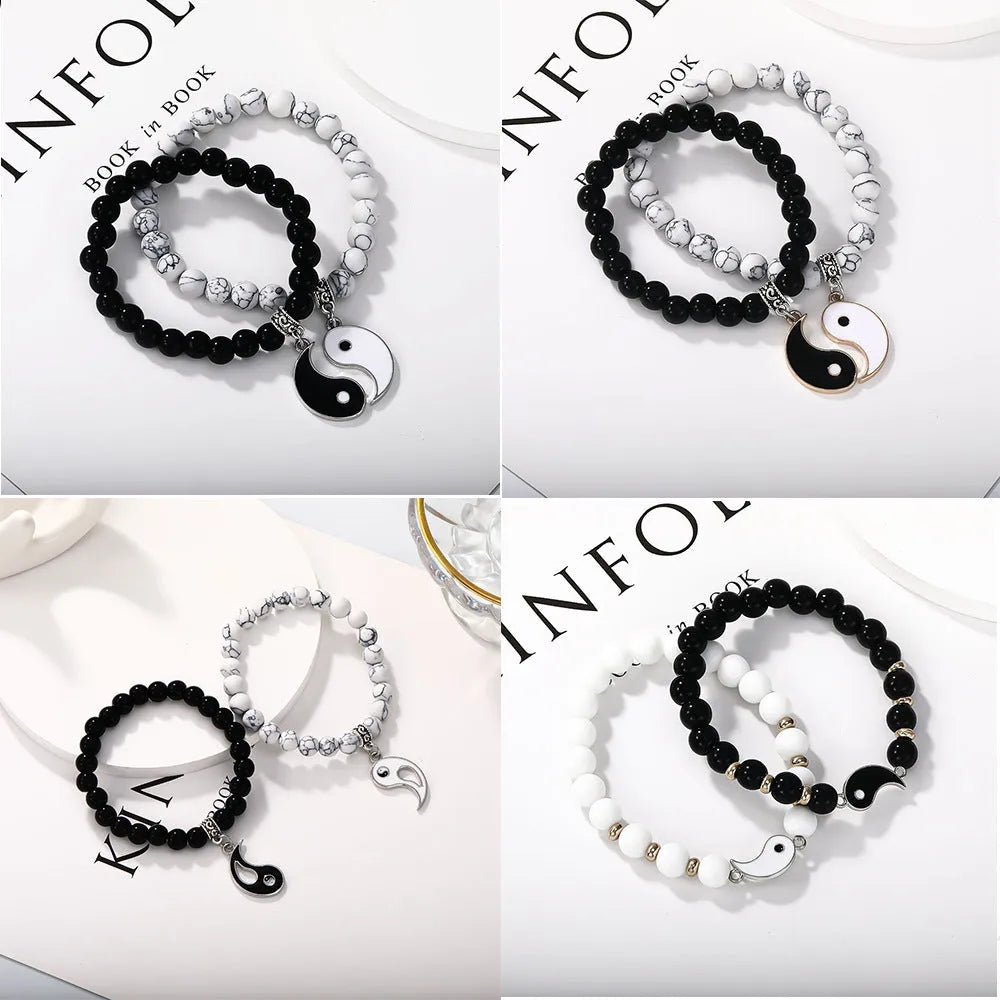 Geometric eight-diagram alloy bracelet with electroplated metallic finish