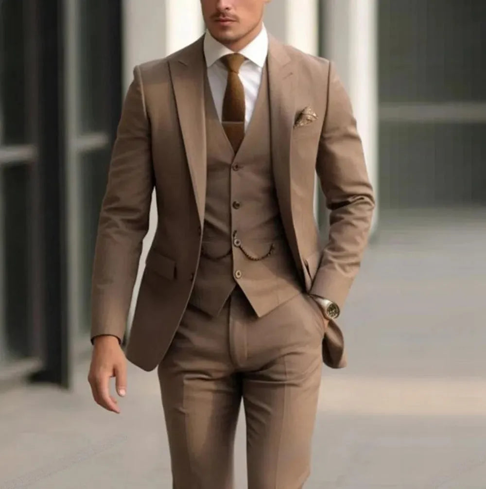 Men's slim fit three-piece business suit in chemical fibre blend polyester fabric