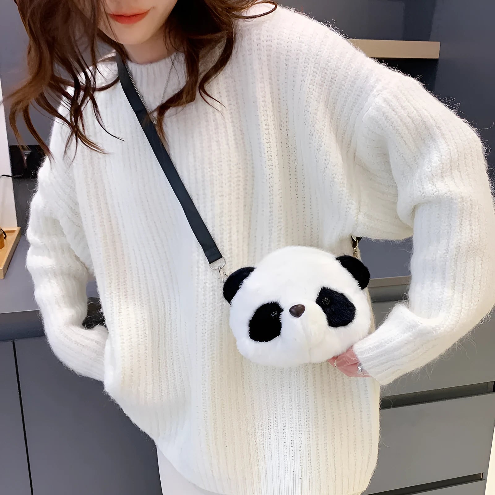 Soft plush panda head crossbody shoulder bag with cylindrical shape and sandwich pockets