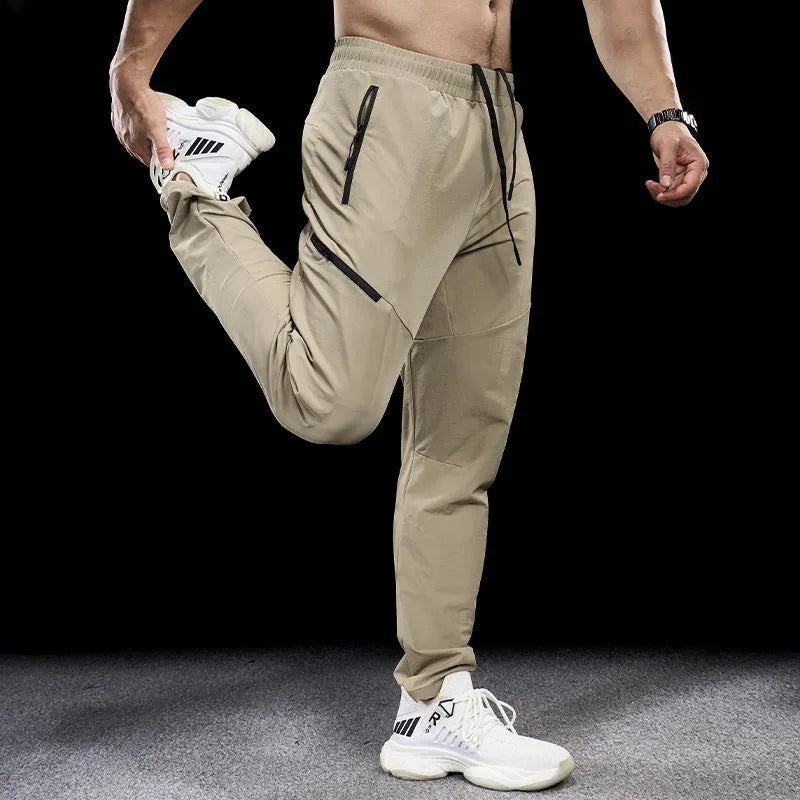 Men's waterproof quick-drying nylon workout trousers in army green for sports and running