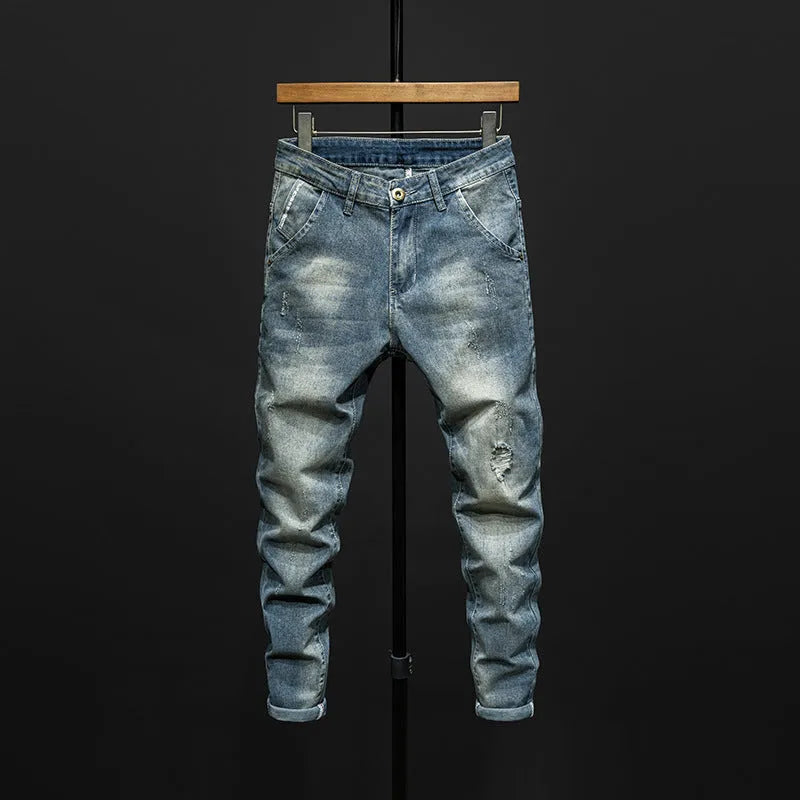 Men's slim-fitting skinny jeans in dark blue and light blue with micro-elastic denim fabric