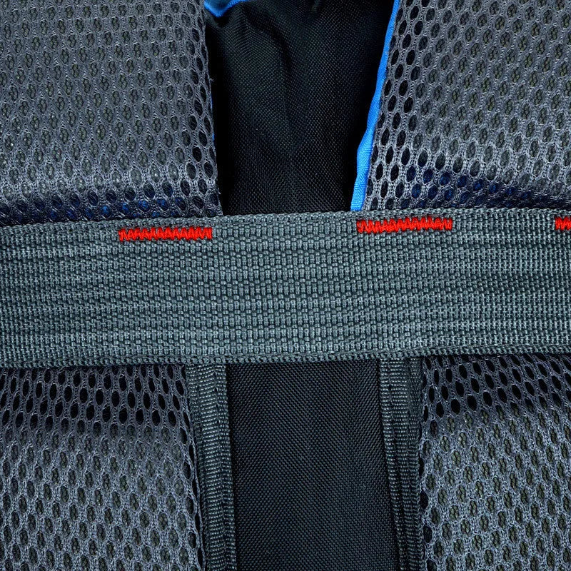 Large square-section travel backpack in Oxford cloth with double straps and soft handle