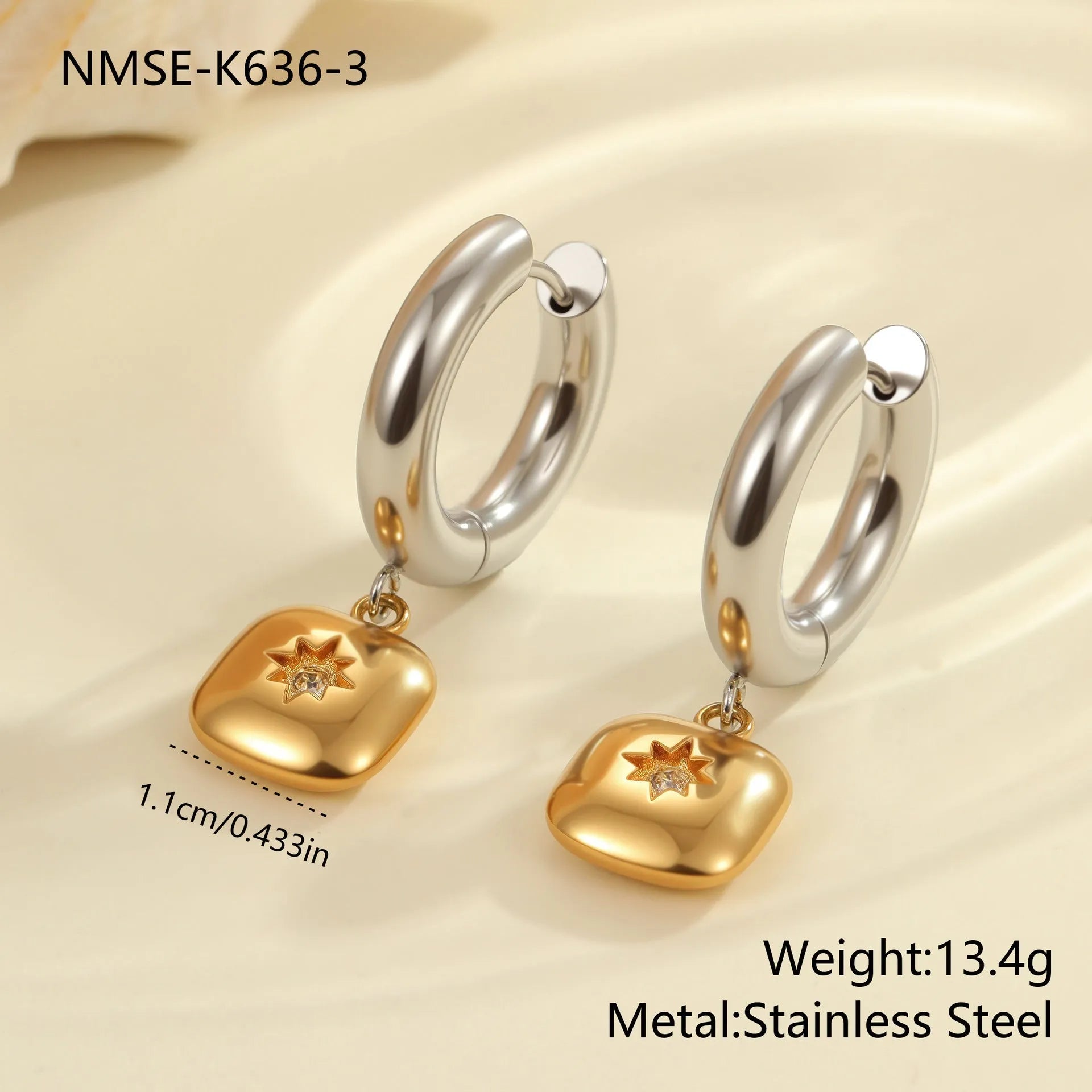 Christmas tree heart earrings in stainless steel with 18K gold electroplating and star designs