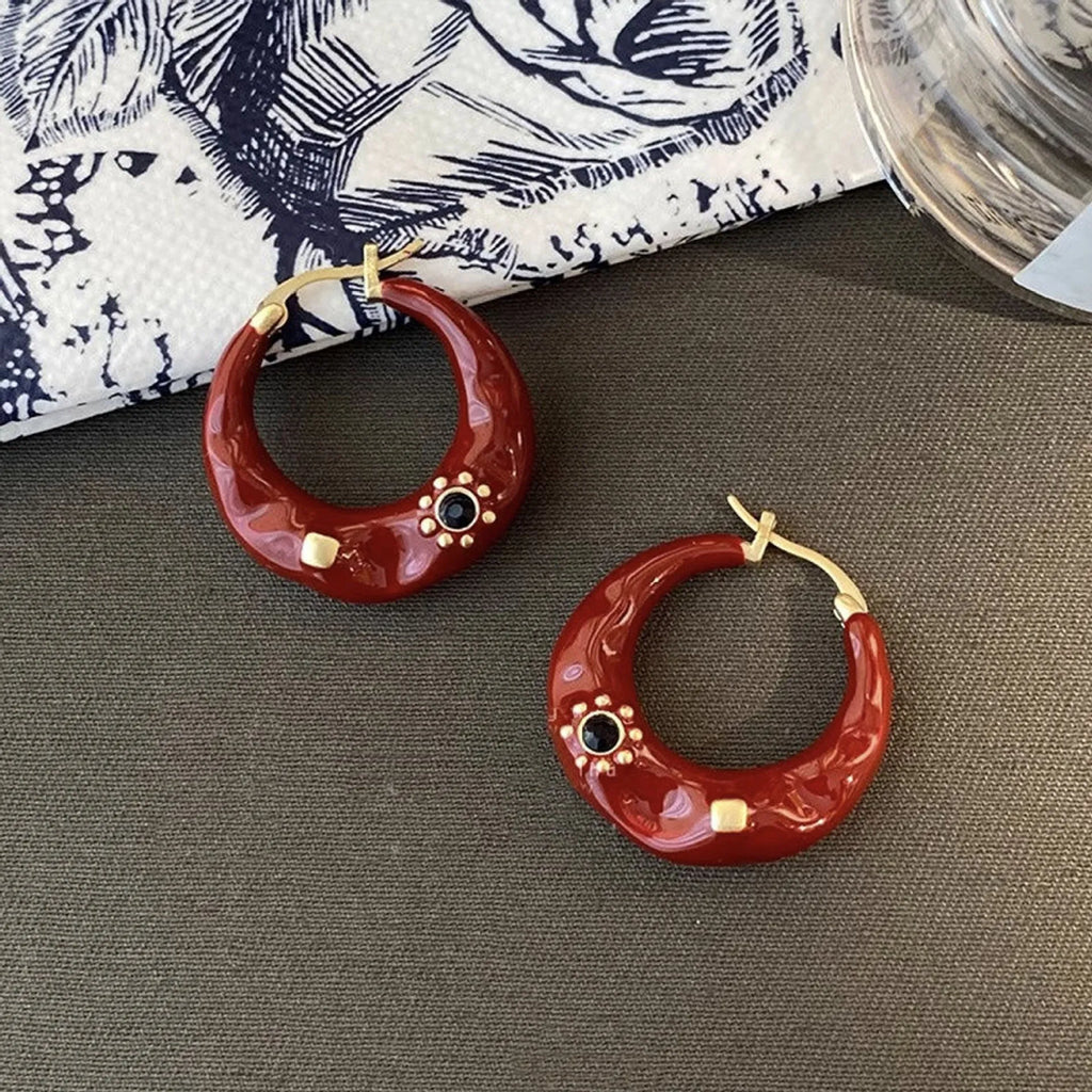 Hong Kong style retro alloy ear studs with dripping oil finish and rhinestone inlays in black and red