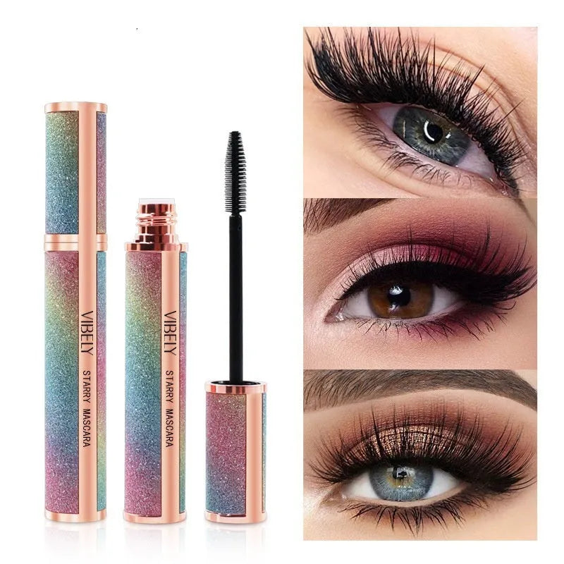 Black 4D waterproof mascara for volumising and curling lashes.