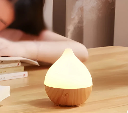 Asakusa wood grain finish vase-shaped aroma diffuser with USB cable.