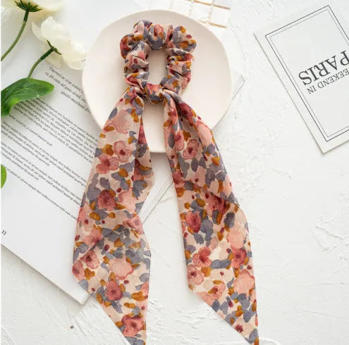 Large intestine ring cloth hairband with floral design in spring dark green colour