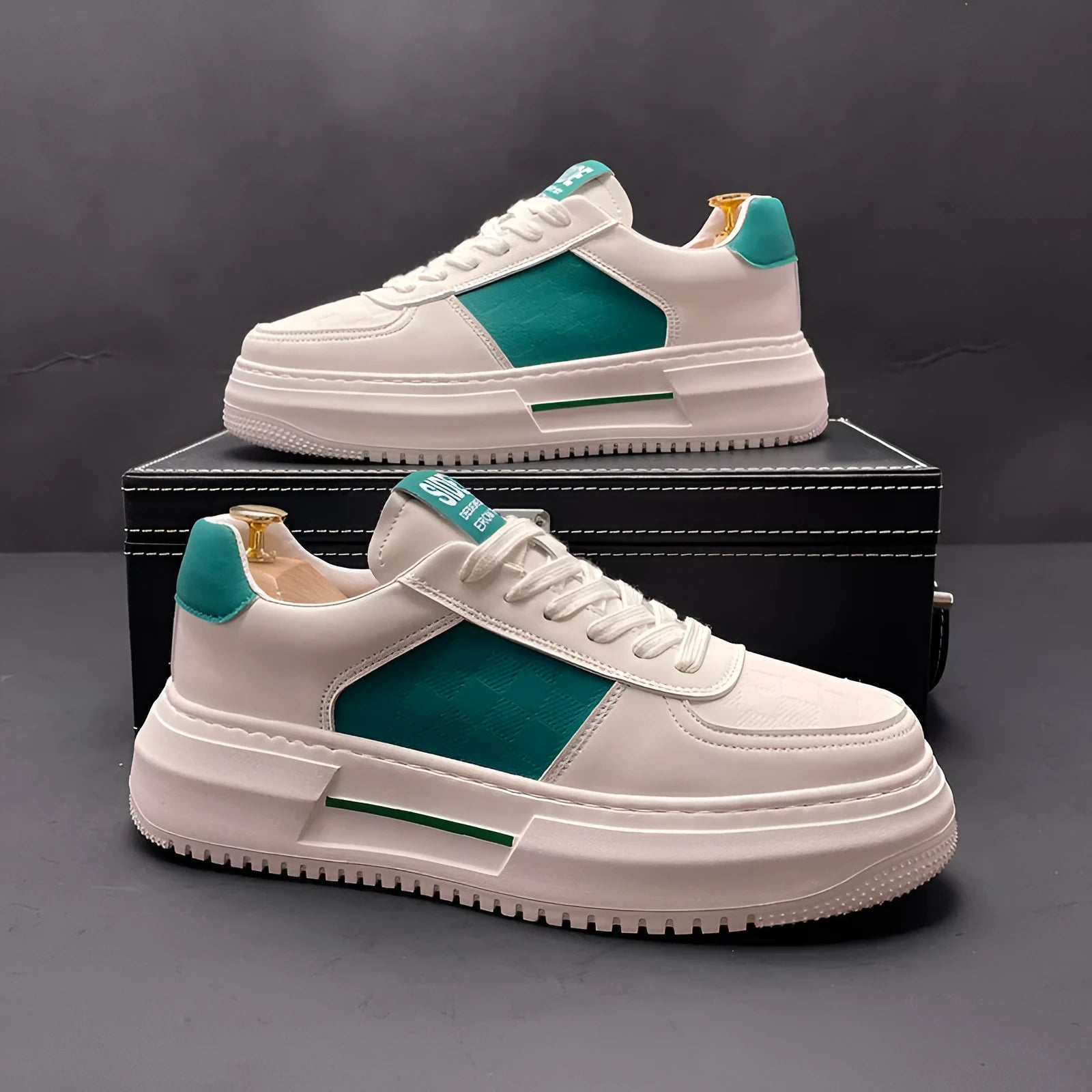 Leisure shoes with cloth upper and rubber foam sole in white, green, and black colour options