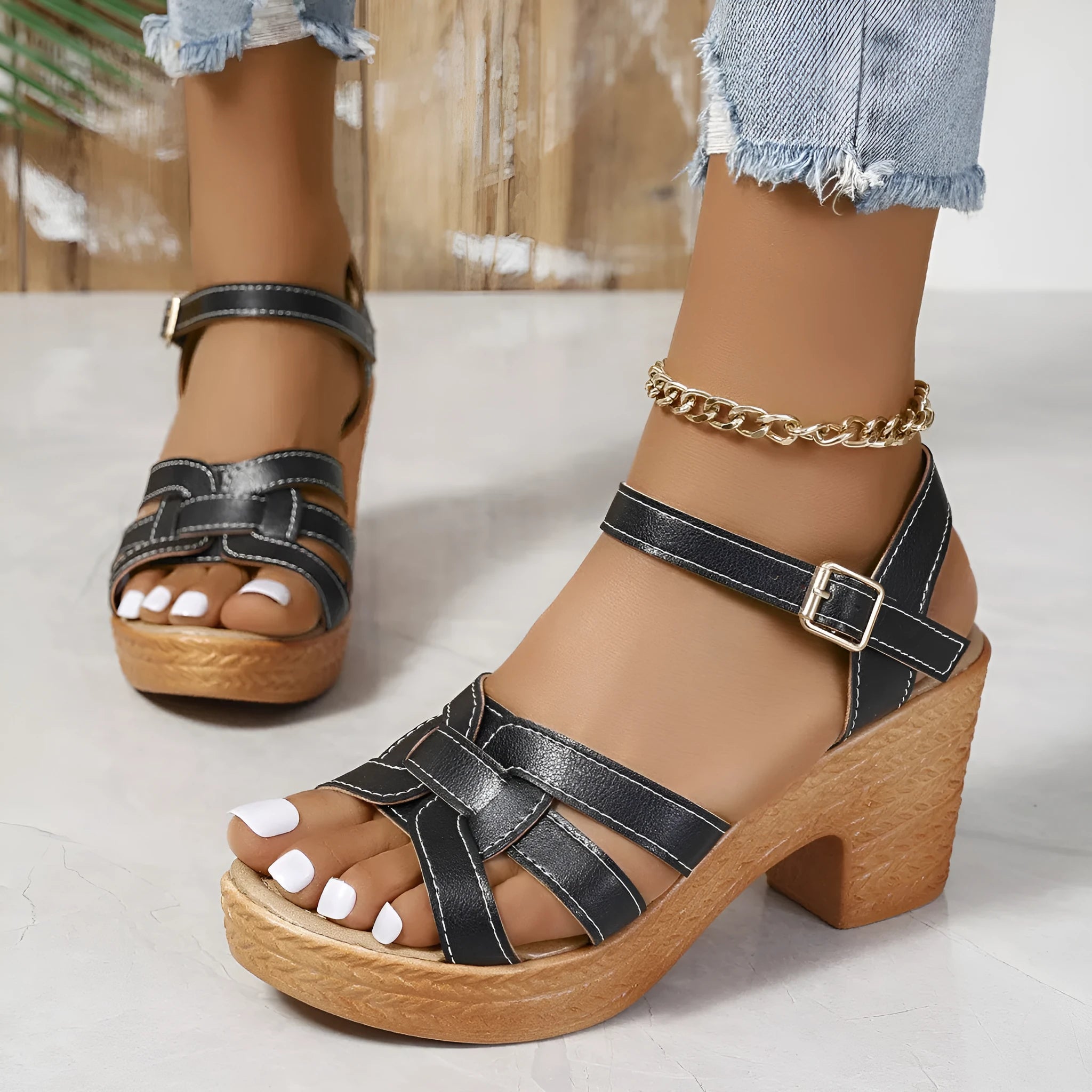 Plus size Roman women's peep toe chunky heel sandals with ankle-strap buckle in black colour