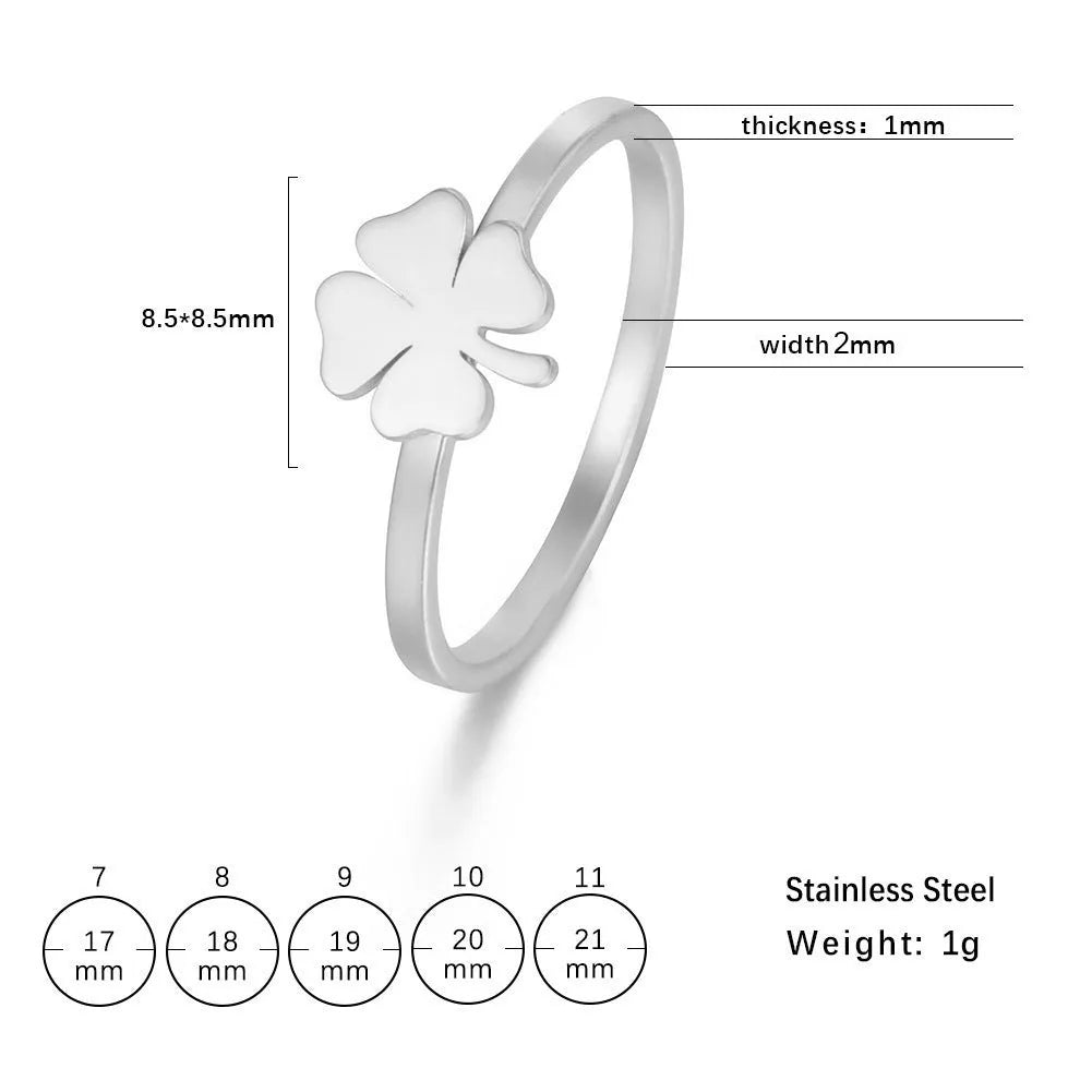 Women's stainless steel four-leaf clover ring in steel colour, flower shape with electroplating finish