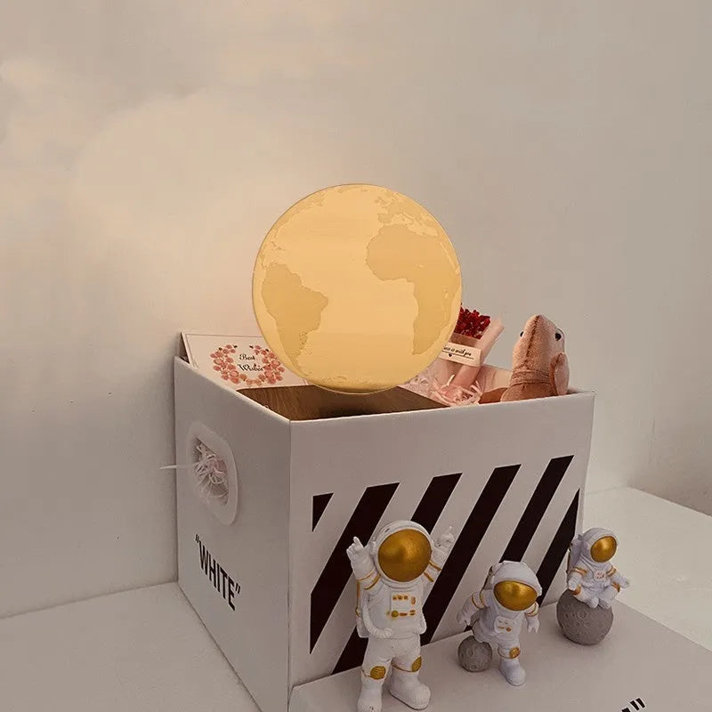 USB magnetic levitation planet night light with floating display and astronaut figurines
