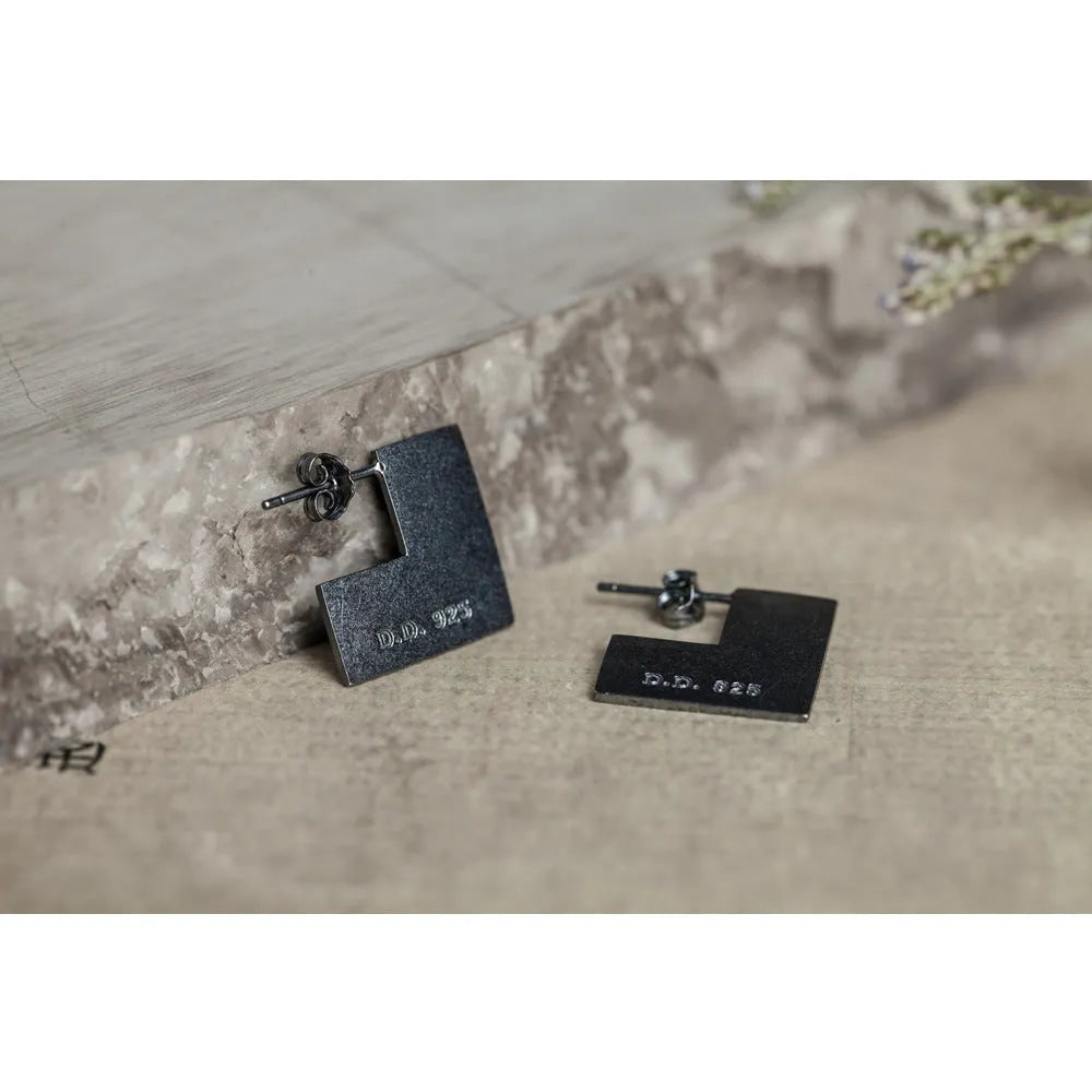 Oxidation black sterling silver geometric square earrings, 16mm minimalist cold wind style