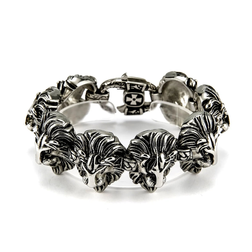 Men's titanium steel bracelet with retro lion's head design, polished steel finish