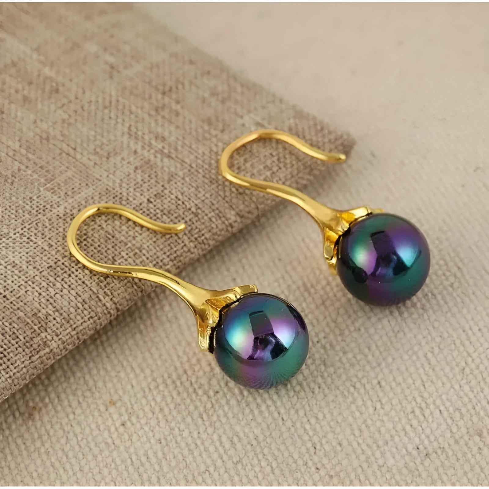 Retro fashion women's earrings with imitation gold electroplated finish and personalised creative design