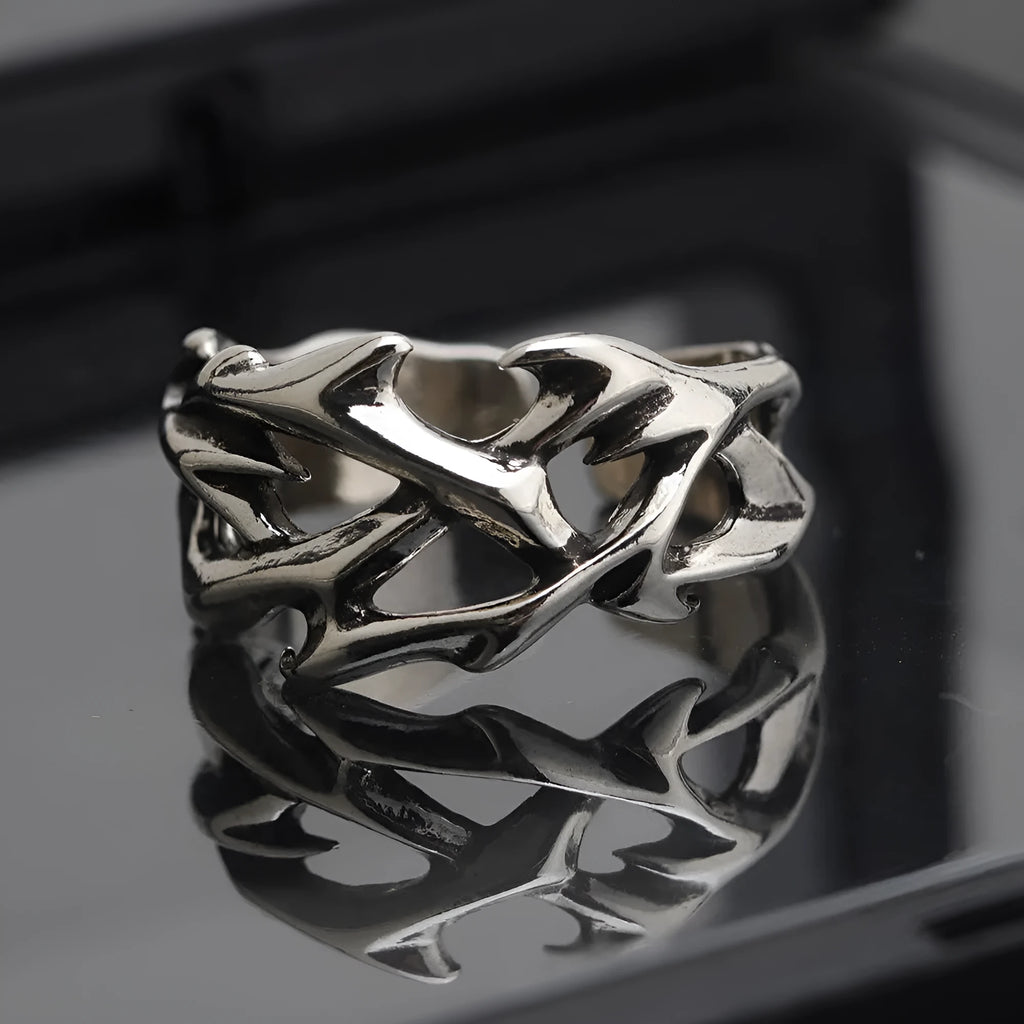 Adjustable copper ring with geometric thorn flower pattern in J2150 thorns colour