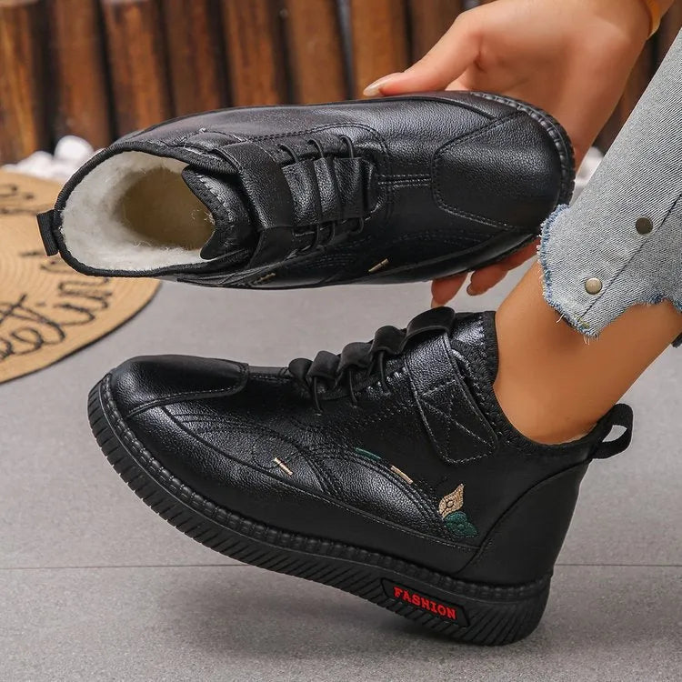 Black and red women's velvet cotton shoes with a non-slip rubber sole and low tube design
