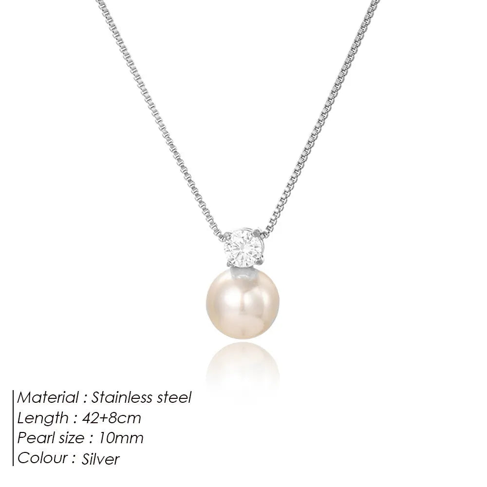 St Delan stainless steel women's necklace with imitation pearl and zircon pendant in gold colour