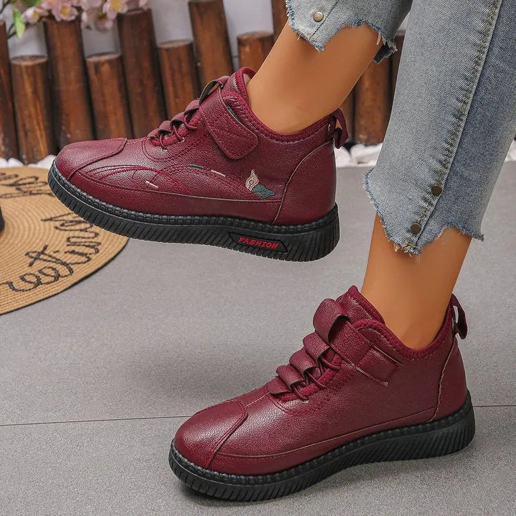 Black and red women's velvet cotton shoes with a non-slip rubber sole and low tube design