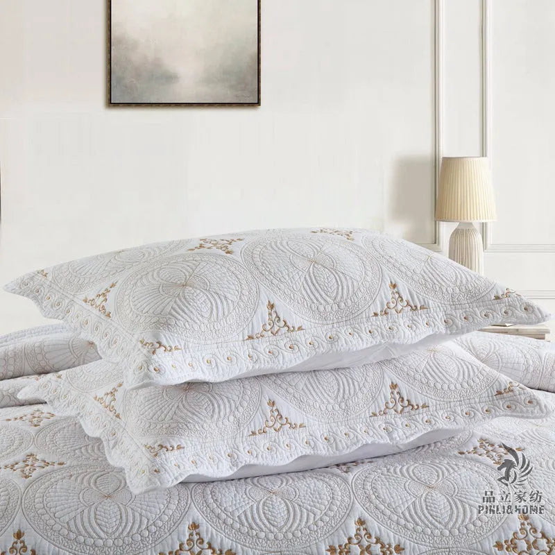 European-style pure cotton embroidery bed cover set with pillowcases for 1.8 metre beds
