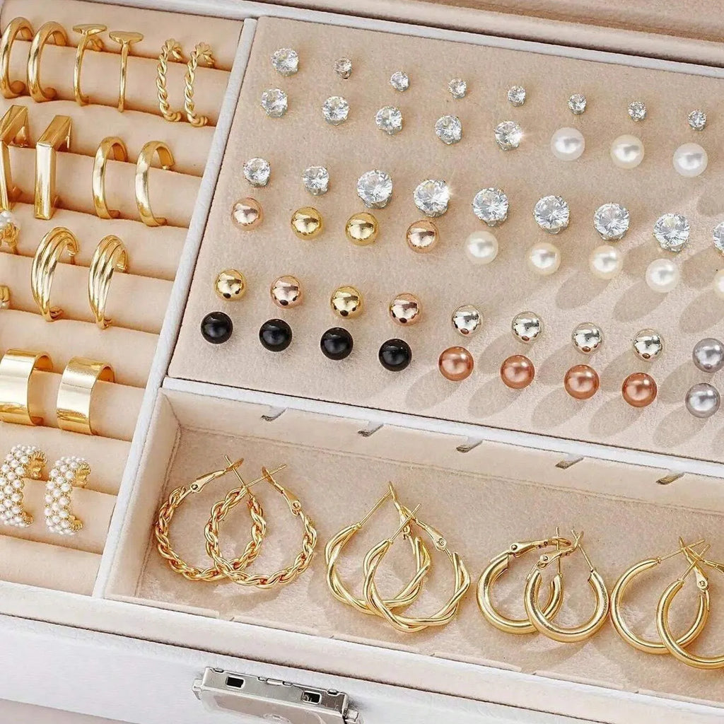 108 geometric pearl earrings with gold and yellow electroplated alloy and round pearl elements
