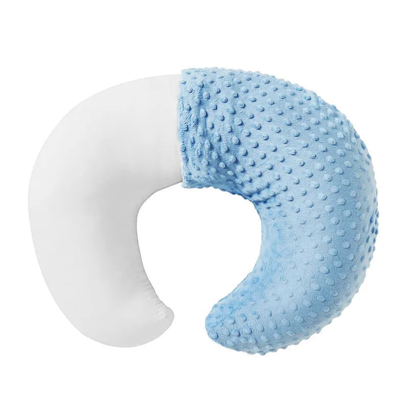 Multifunctional nursing pillow with milk spill prevention in pink colour for breastfeeding support