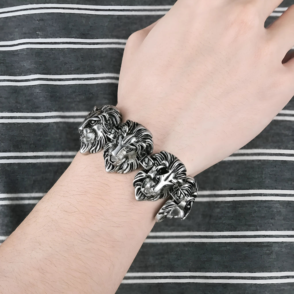 Men's titanium steel bracelet with retro lion's head design, polished steel finish