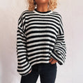 Women's vintage stripe knitted top with round neck and long sleeves in loose fit polyester fabric