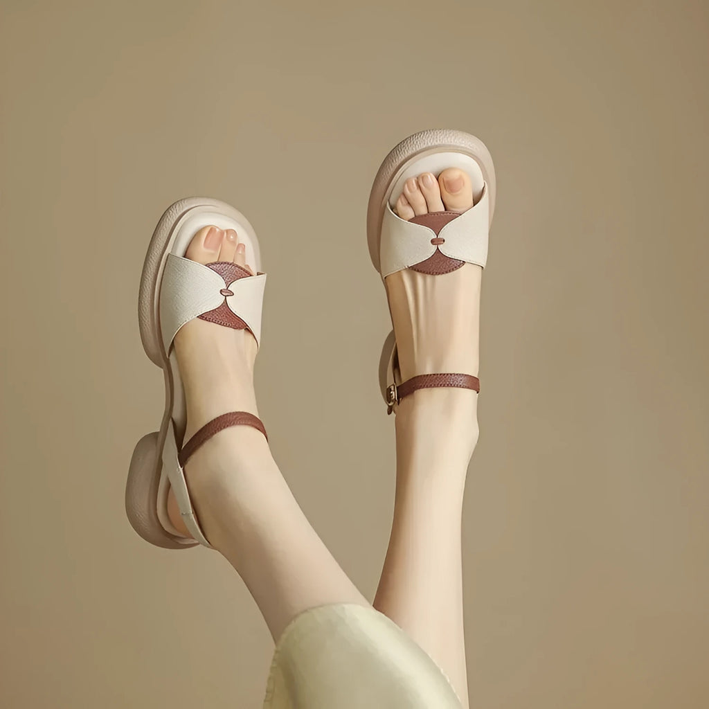 Women's chunky heel platform sandals in renewable leather with open toe design