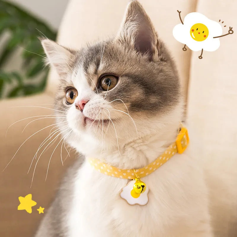 Adjustable cat collar with bell pendant and decorative bow tie in green, pink or yellow colours