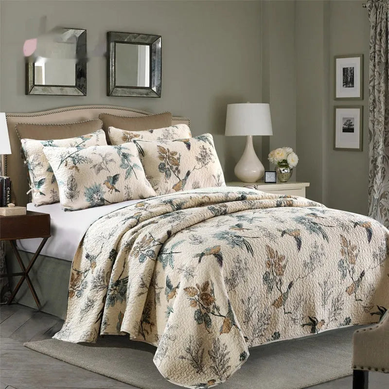Quilted pure cotton bed cover set with pillowcases for 1.5-1.8 metre beds