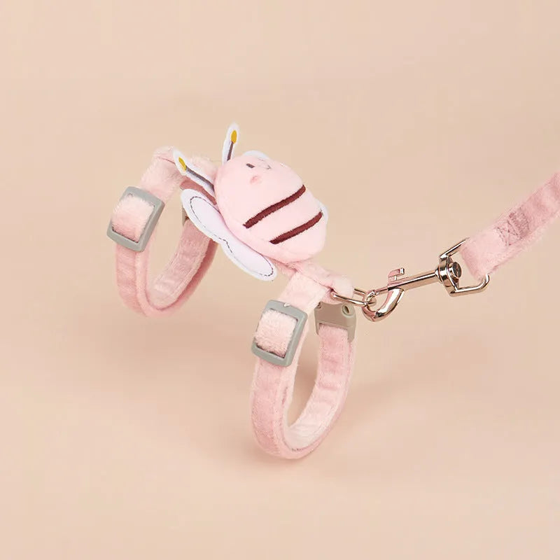 Bee-shaped adjustable cat lead in blue colour with strap and hand-holding rope
