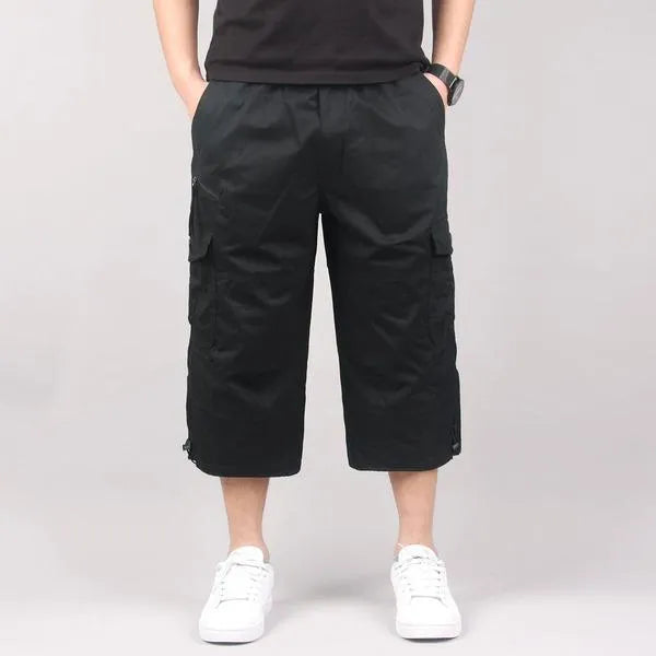 Men's cotton cropped casual pants in loose fit available in four colours
