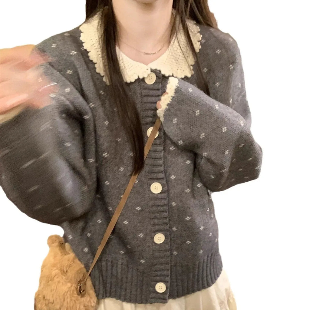Floral pattern knitted cardigan coat with a Peter Pan collar in grey colour.