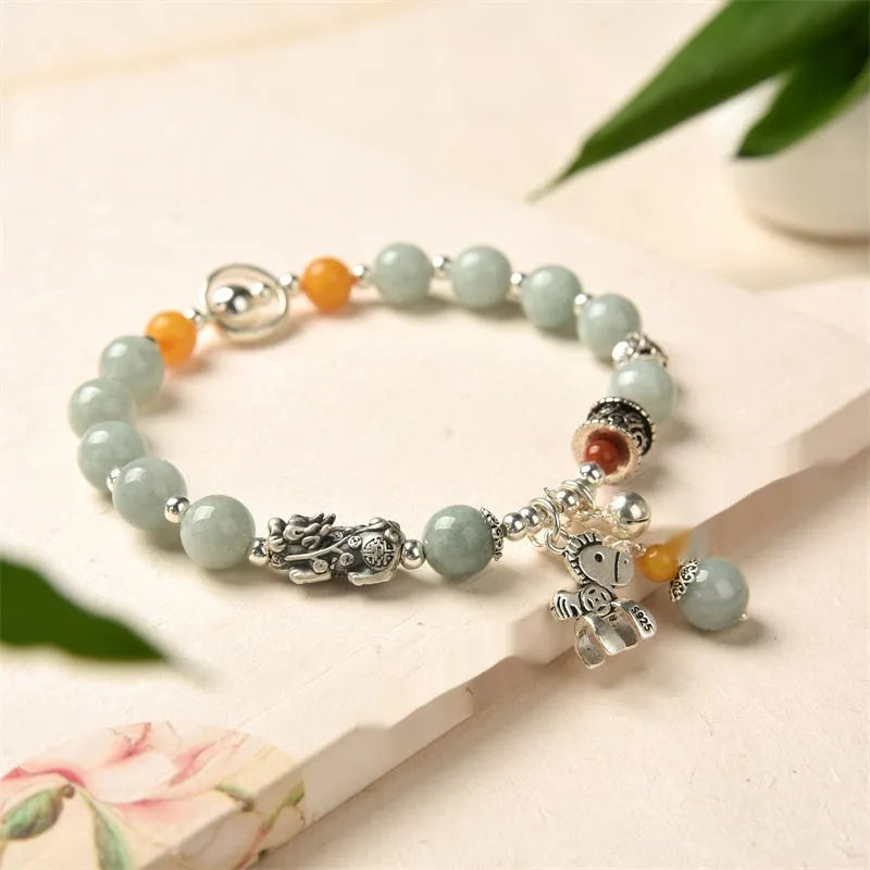Natural emerald vintage bracelet with grade A jade stones and adjustable alloy fittings in pony style design