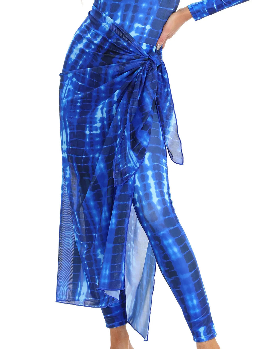 Conservative Muslim swimsuit three-piece set with long sleeves and matching apron for swimming