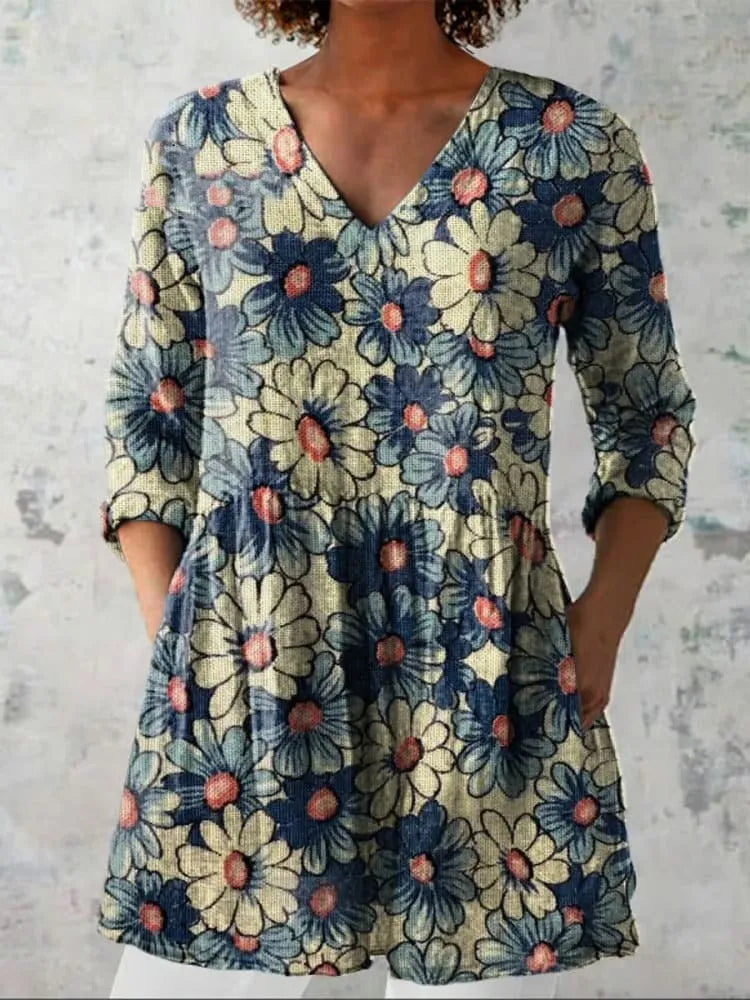 Women's retro slim fit printed long-sleeved top in a selected colour style.