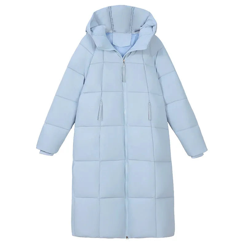 Thickened knee-length black puffer coat with long sleeves and quilted polyester padding