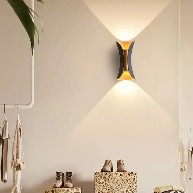Outdoor wall lamp with aluminium shell for waterproof stair and corridor lighting