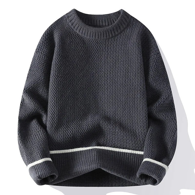 Men's grey loose-fit pullover sweater with round neck and long sleeves