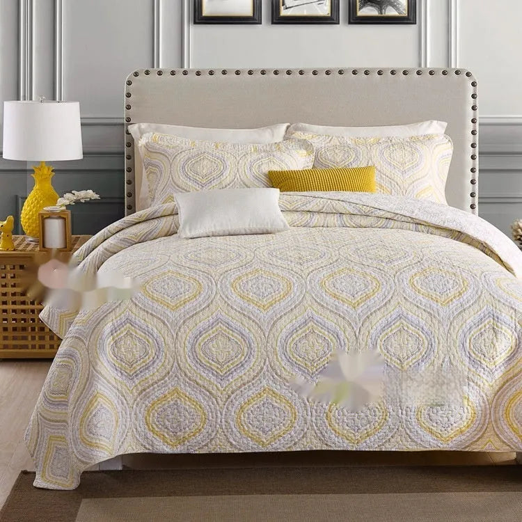 Quilted pure cotton bed cover set with pillowcases for 1.5-1.8 metre beds
