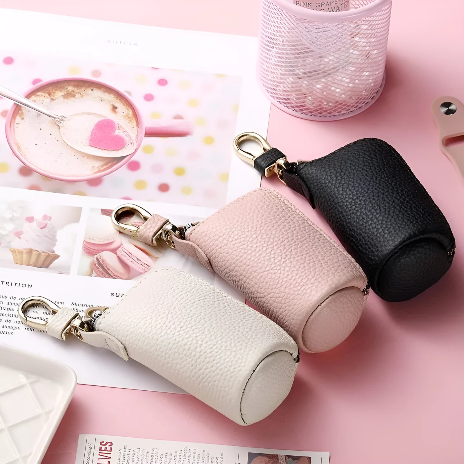 Simple men's zipper key case in black PU leather with minimalist urban design
