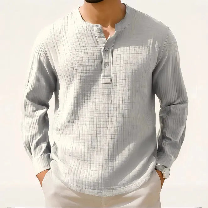 Long sleeve cotton linen pullover shirt in slim fit with 3/4 sleeves in a solid colour.