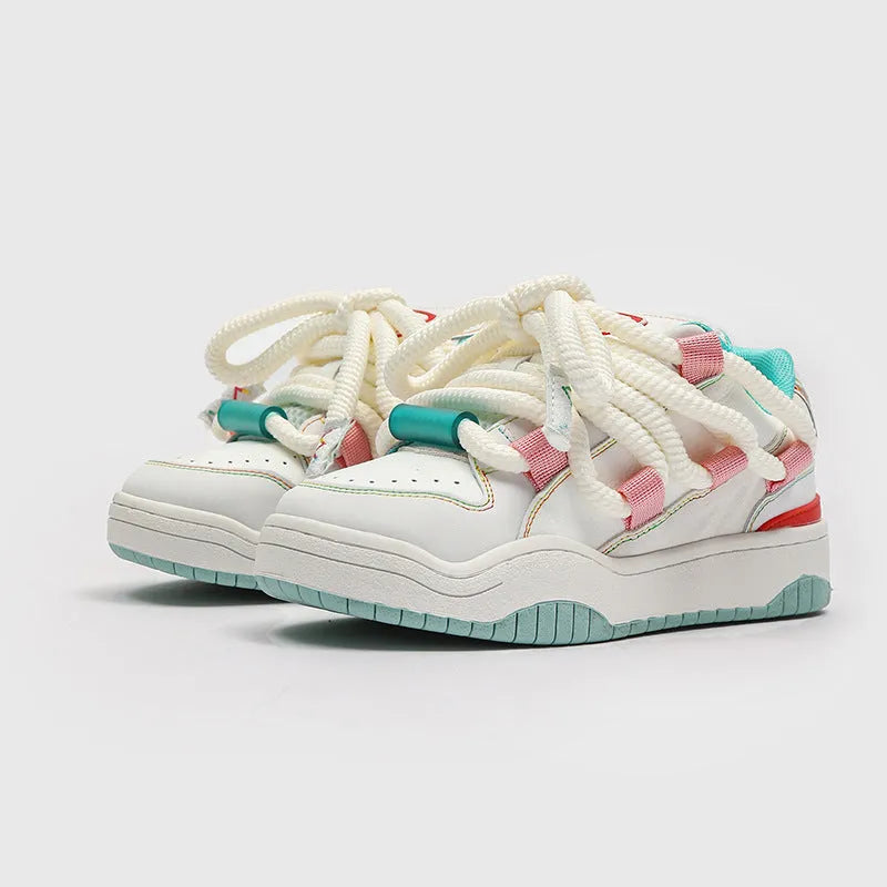 Casual low-top lace-up shoes in a solid colour with a round toe and thick rubber sole.