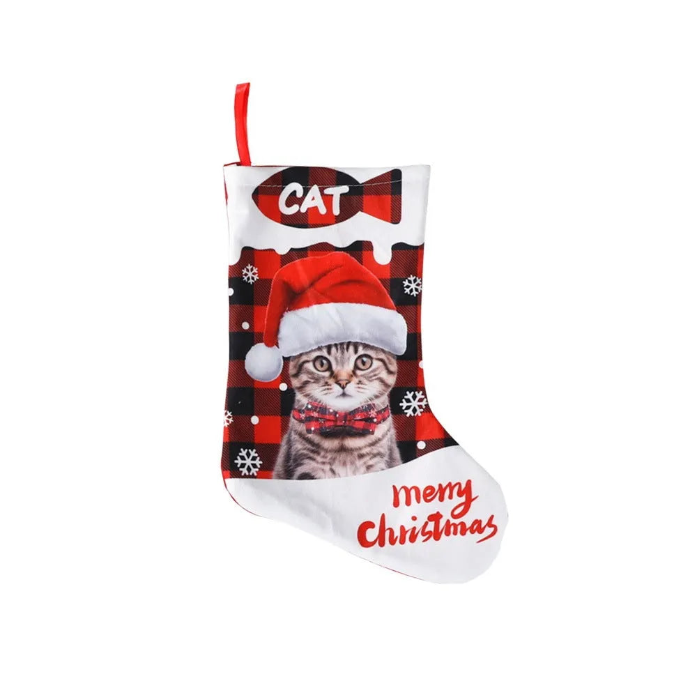 Green and black plaid cat design cloth Christmas decoration measuring 26 by 36 centimetres
