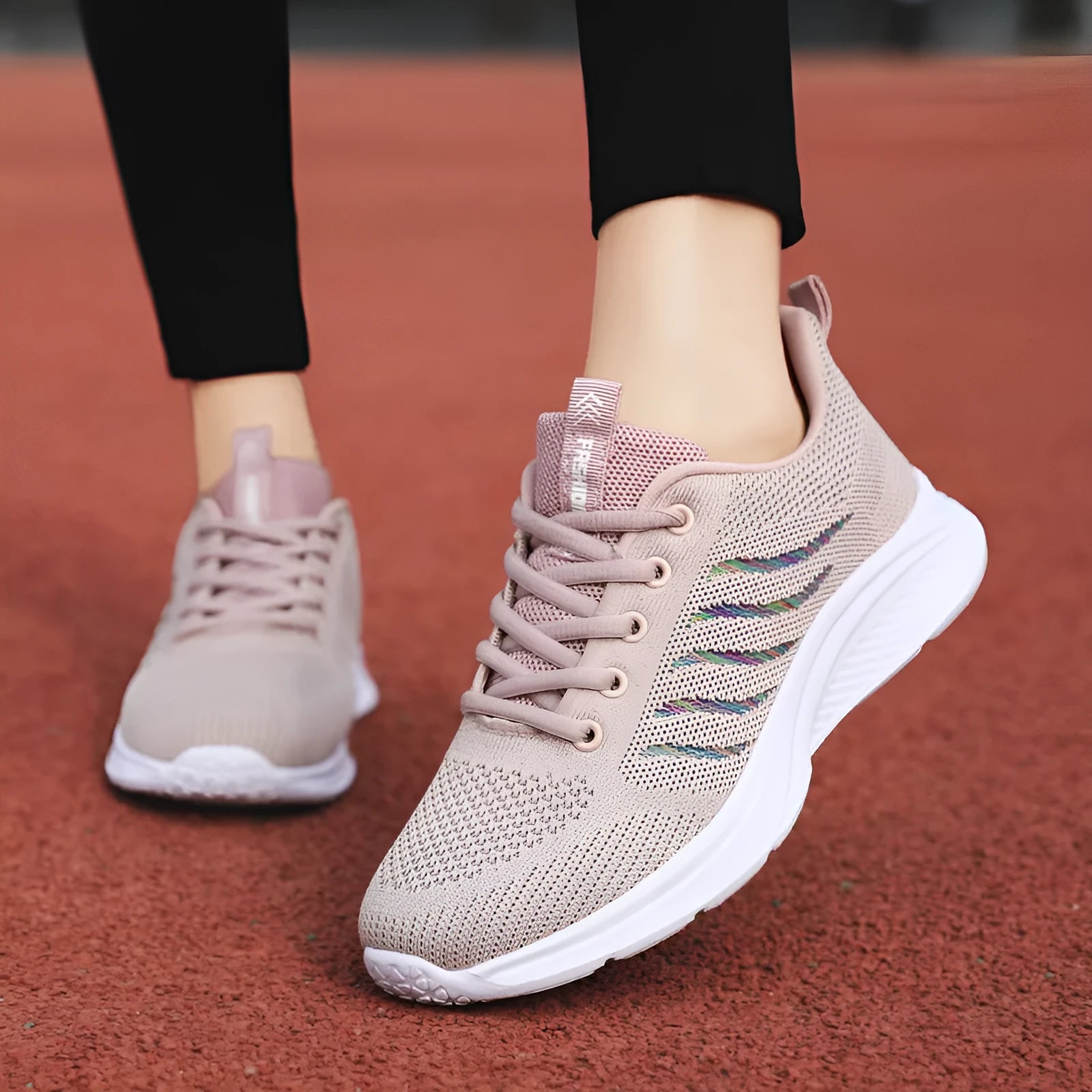 Women's mesh surface running shoes low top flat heel rubber sole front lace-up