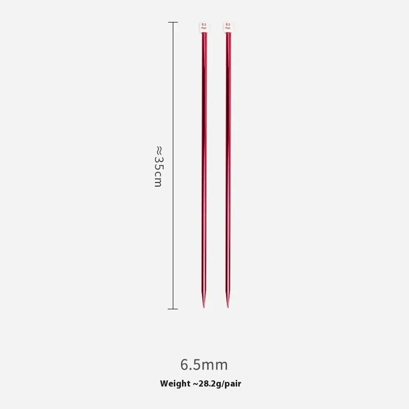 Set of aluminium crochet hooks in 14 sizes from 2.0mm to 10.0mm with protective end caps