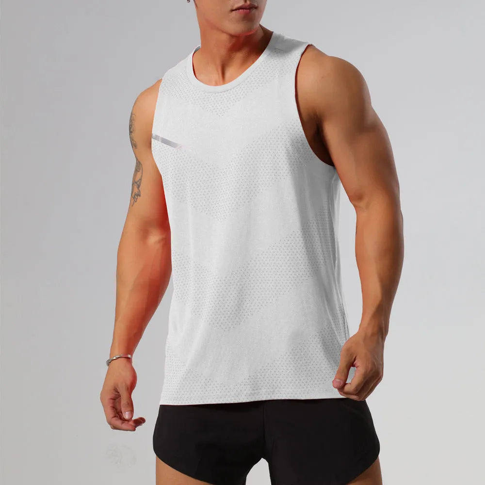 Men's solid colour quick-drying sports tank top for summer outdoor activities on a neutral background.
