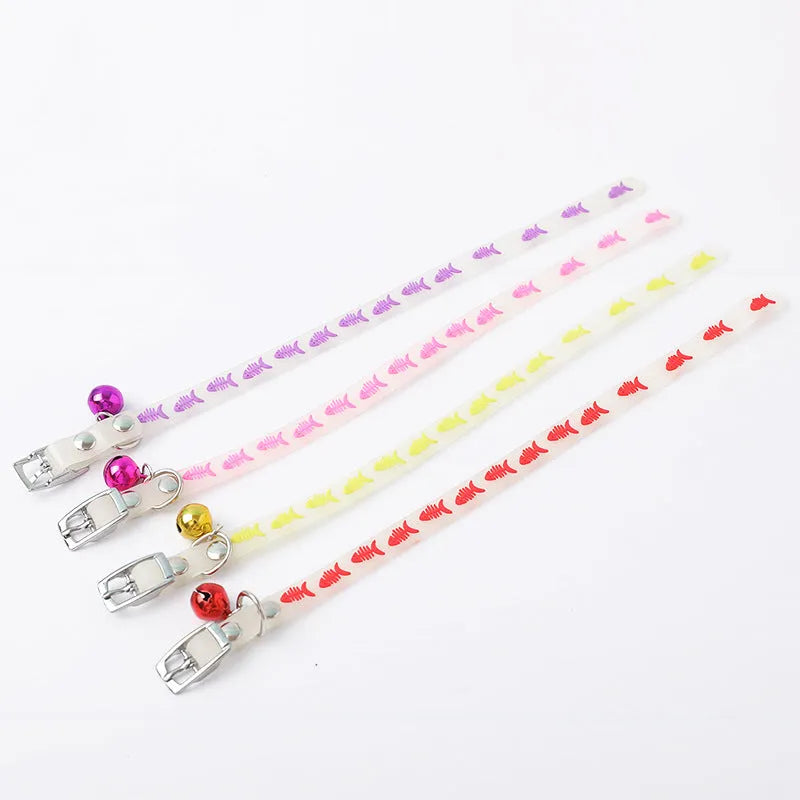 Adjustable luminous cat collar with silicone rope chain and metal bell in one of four pattern styles