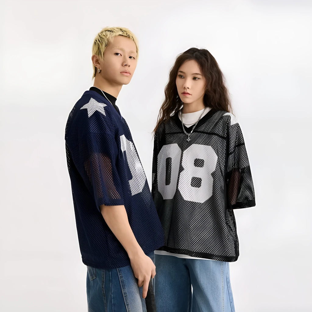 Black half sleeve loose pullover shirt with letter pattern for men and women